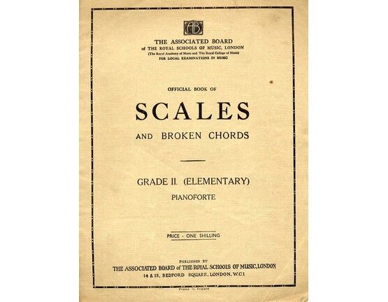 4846 | Official book of Scales and broken Chords - Grade II - Elementary for pianoforte